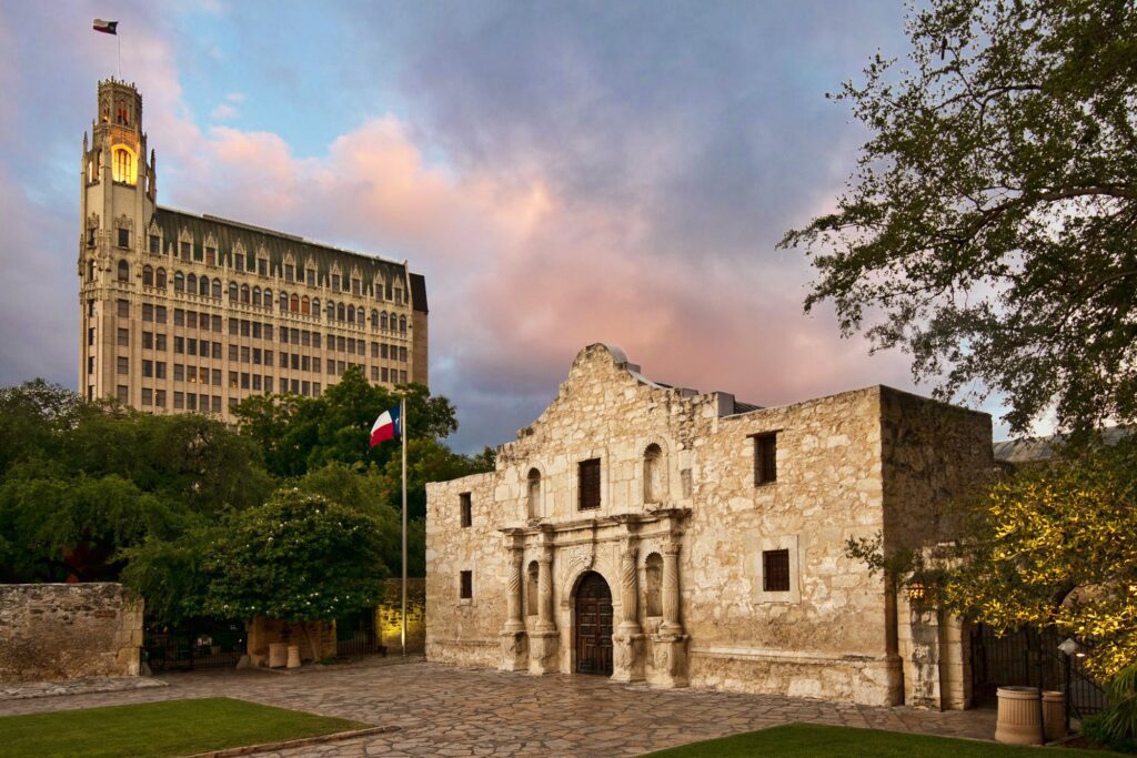 best time to visit The Alamo