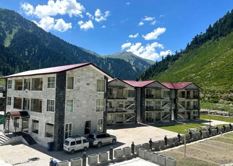 Best Hotel in Naran Valley Stays For a Memorable Trip in 2025