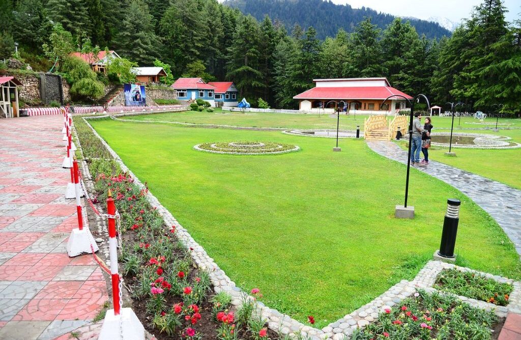 Shogran Siri Paye Tour Experience In Kaghan Valley