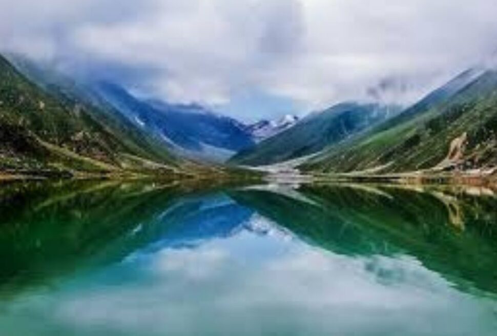 Saif ul Malook Lake Depth: Secrets Beneath the Alpine Waters
