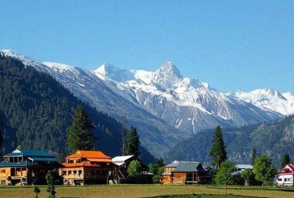 Neelum Valley Hotels Best Places To Stay For a Peaceful 2025